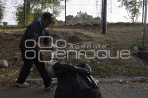 LIMPIAN LOS ALREDEDORES DE LA PIRÁMIDE DE CHOLULA