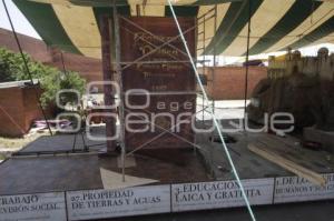 CONSTRUCCIÓN DE CARROS ALEGÓRICOS . 5 DE MAYO