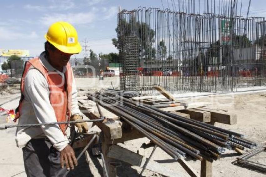 OBRAS DISTRIBUIDOR VIAL CHOLULA