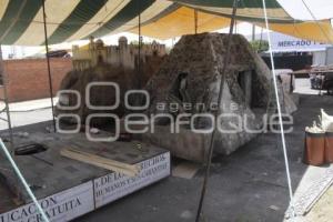 CONSTRUCCIÓN DE CARROS ALEGÓRICOS . 5 DE MAYO