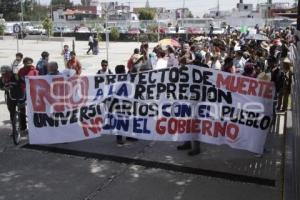 MANIFESTACIÓN ESTUDIANTES DE LA BUAP