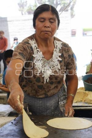 CUARTA FERIA DE LA GORDITA EN LA RESURRECCIÓN