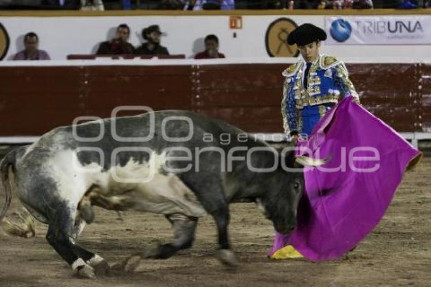 TORO MI CIELO. PRIMER CORRIDA FERIA