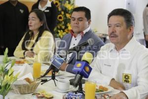 CARLOS NAVARRETE