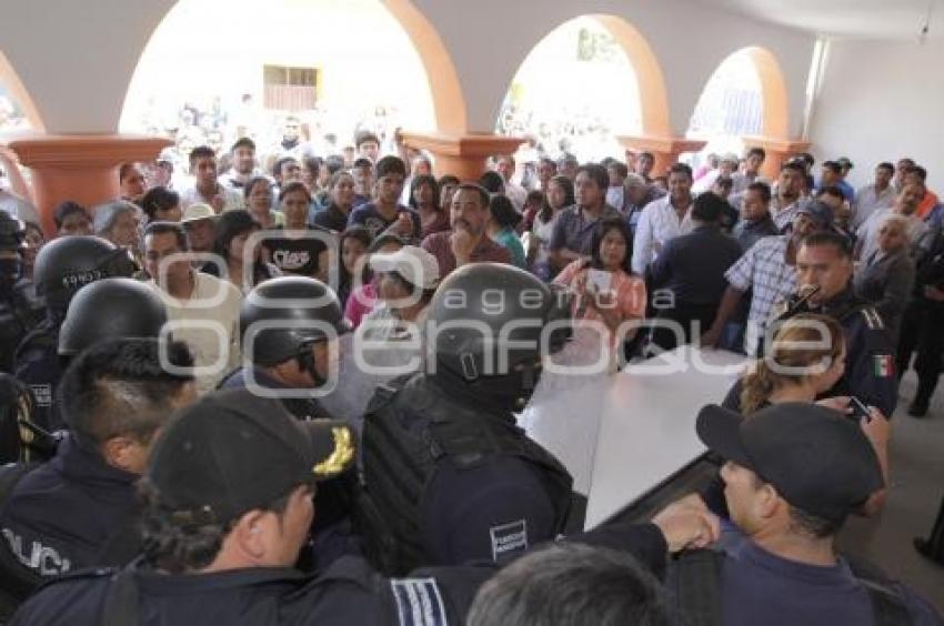 ELECCIONES . TRIFULCA EN COCOYOTLA