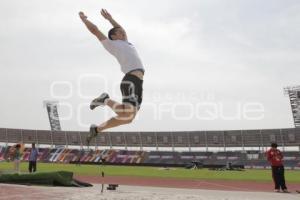 UNIVERSIADA NACIONAL . SALTO DE LONGITUD