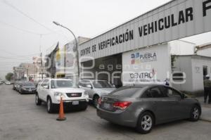 LARGAS FILAS PARA VERIFICACIÓN VEHICULAR