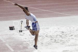 UNIVERSIADA NACIONAL . SALTO DE LONGITUD