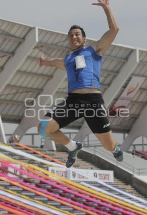 UNIVERSIADA . SALTO DE LONGITUD