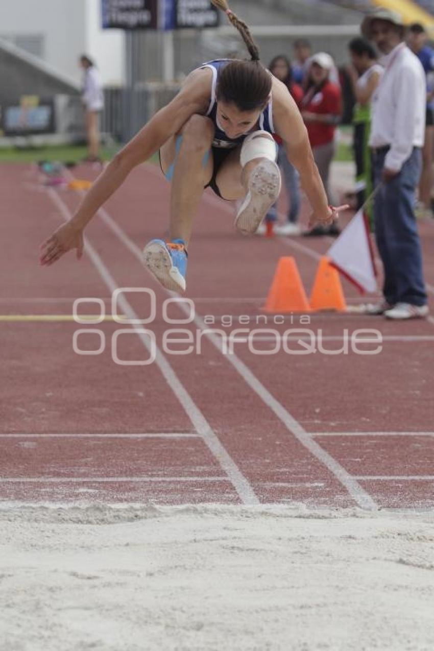 UNIVERSIADA NACIONAL . SALTO DE LONGITUD