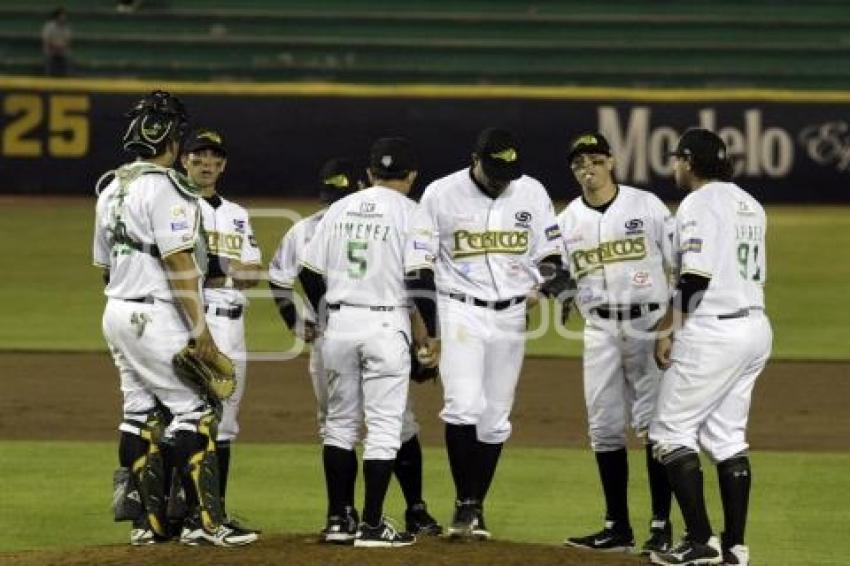 PERICOS VS ACEREROS