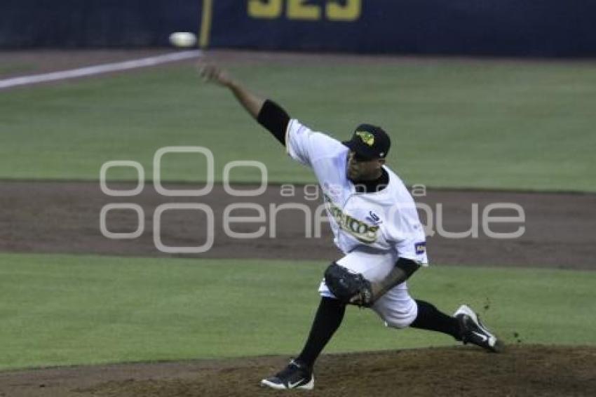 PERICOS VS ACEREROS