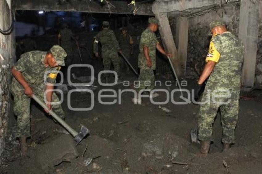 TROMBA EN HUEHUETLAN DOS MUERTOS Y DOS DESAPERECIDOS