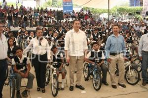 ENTREGA DE BICICLETAS. ACATLÁN DE OSORIO