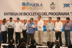 ENTREGA DE BICICLETAS. ACATLÁN DE OSORIO