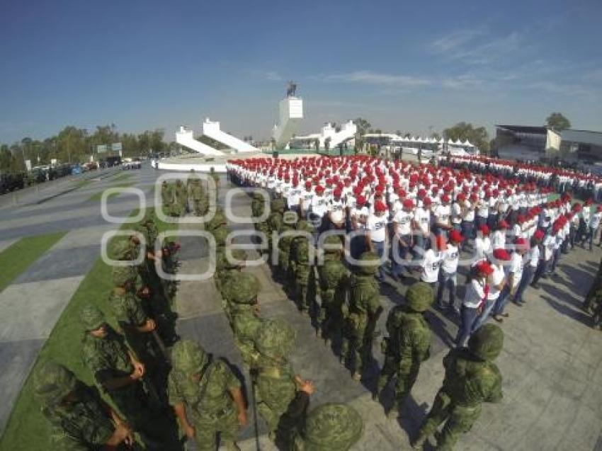 ENSAYO DEL DESFILE