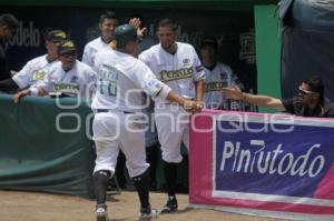BEISBOL . PERICOS VS VAQUEROS