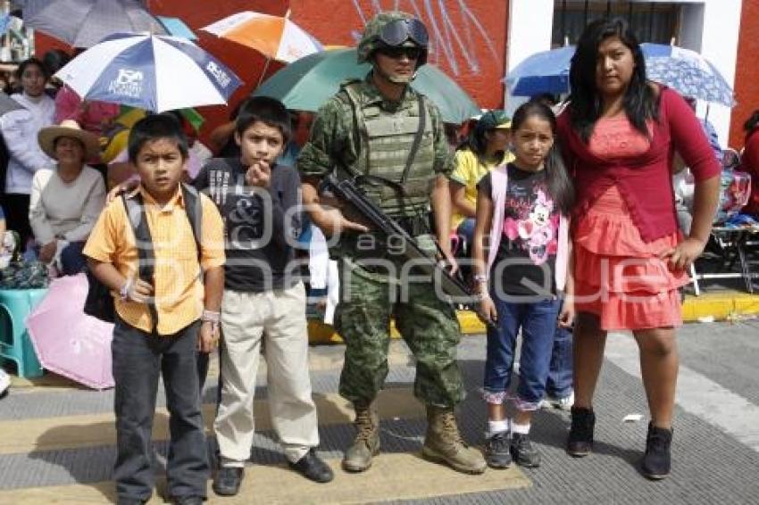 DESFILE 5 DE MAYO
