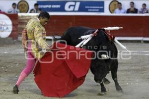 MATADOR EULALIO LÓPEZ “EL ZOTOLUCO” . FERIA DE PUEBLA