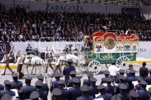 DESFILE 5 DE MAYO