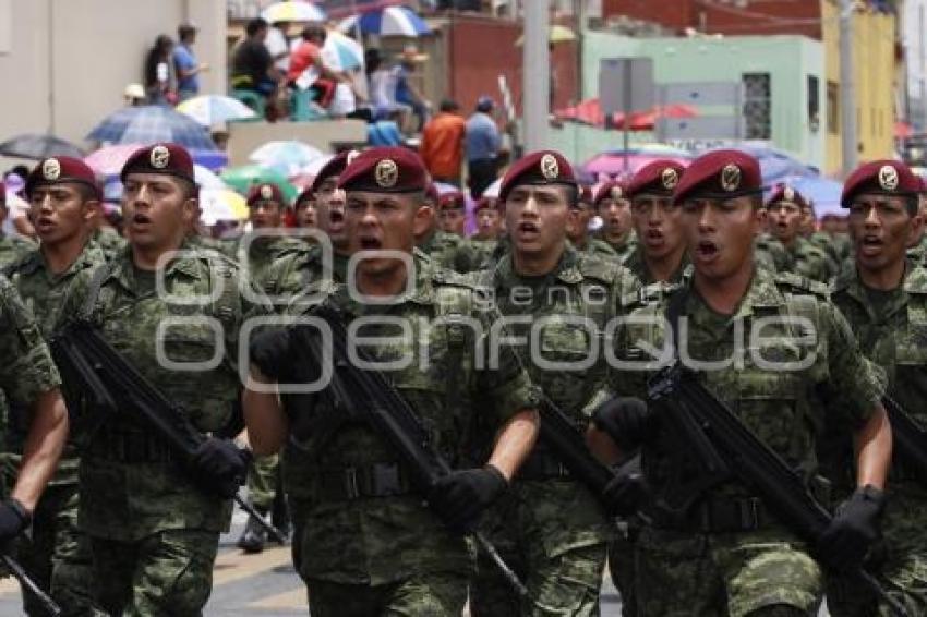 DESFILE 5 DE MAYO