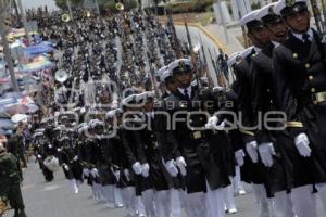 DESFILE 5 DE MAYO