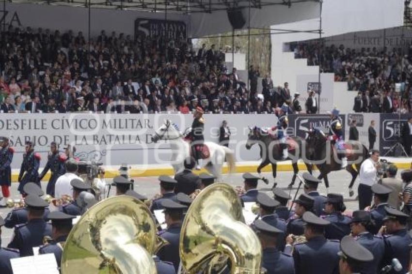 DESFILE 5 DE MAYO