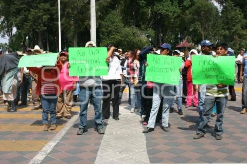 MANIFESTACIÓN EN HUEJOTZINGO