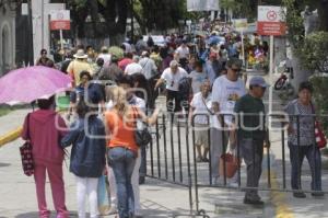 DÍA DE LA MADRE . PANTEONES