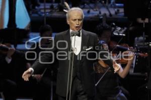 FESTIVAL INTERNACIONAL 5 DE MAYO . JOSÉ CARRERAS