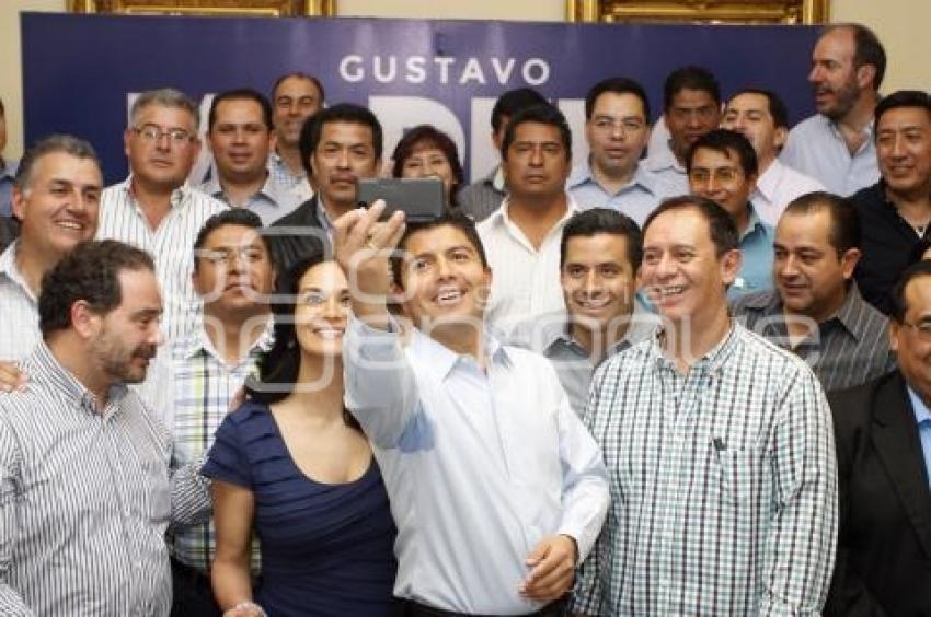 PANISTAS CON GUSTAVO MADERO