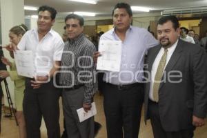 ENTREGAN REGISTRO A CANDIDATOS