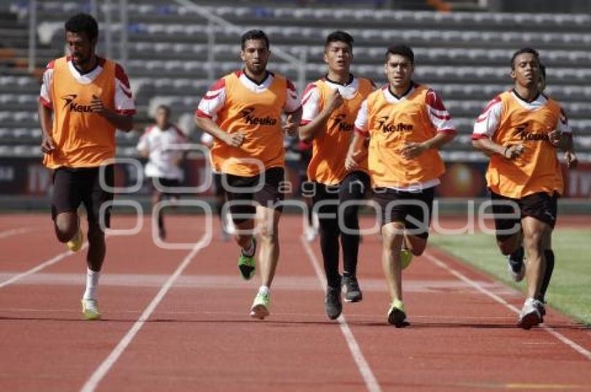 ENTRENAMIENTO LOBOS BUAP