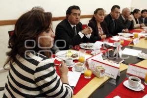 REUNIÓN BLANCA ALCALÁ - AECO