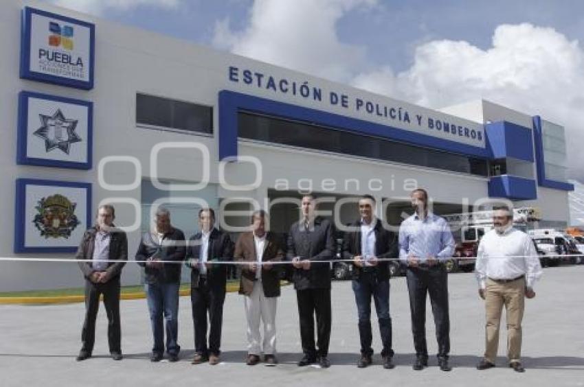 ESTACIÓN DE POLICÍA Y BOMBEROS