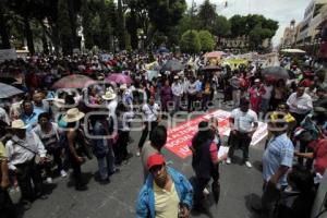 MANIFESTACIÓN EN EL ZÓCALO