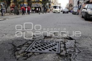 PAVIMENTACIÓN EN MAL ESTADO