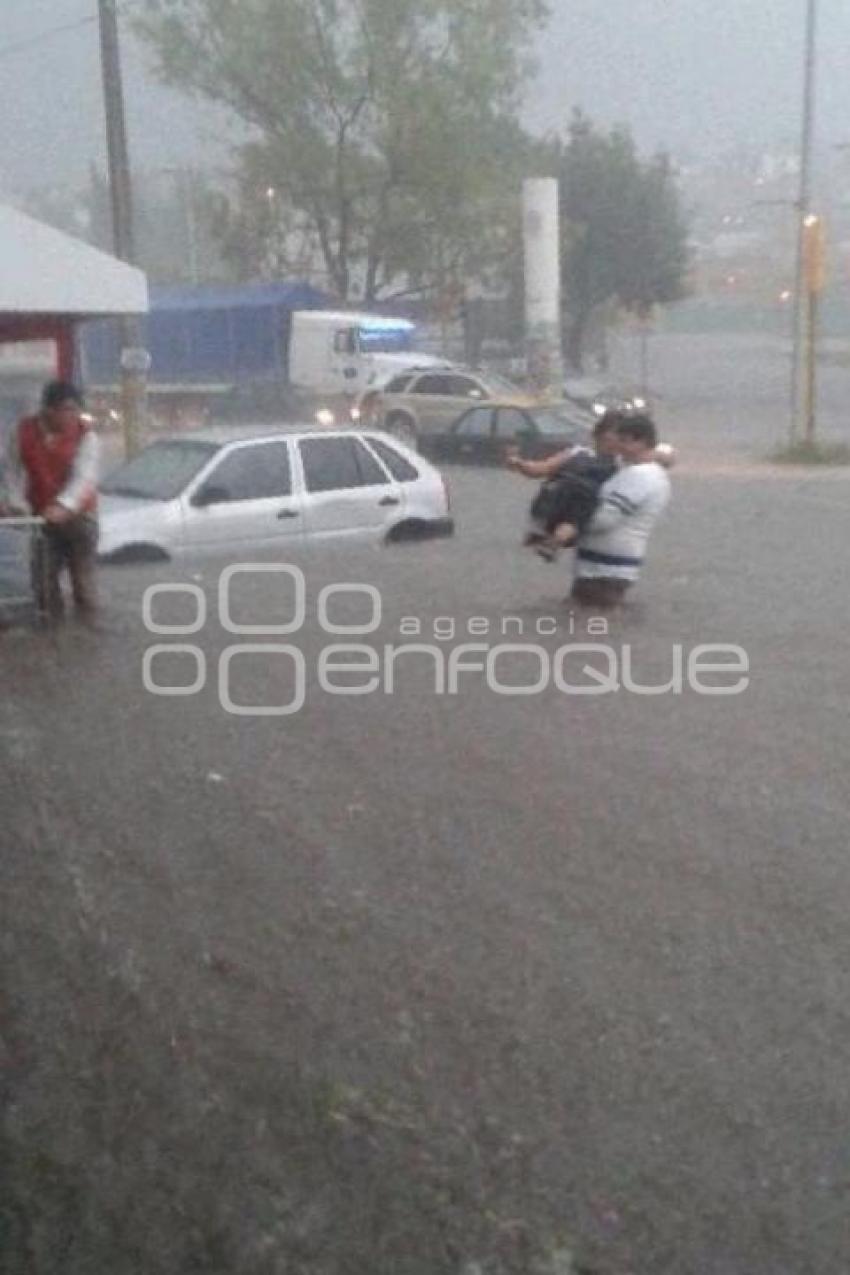INUNDACIÓN POR LLUVIAS