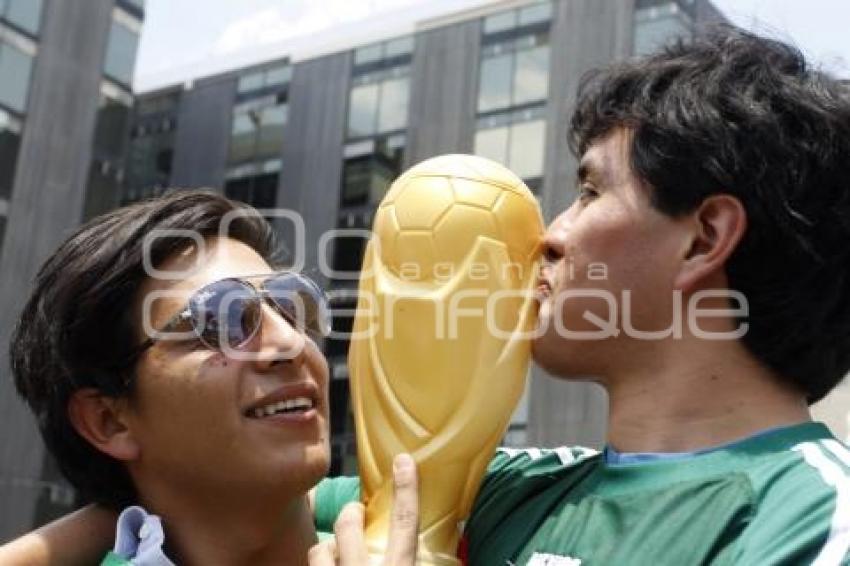 FESTEJO FÚTBOL AVENIDA JUÁREZ