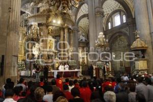 MISA CATEDRAL . ARZOBISPO