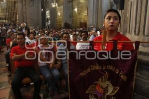 MISA CATEDRAL . ARZOBISPO