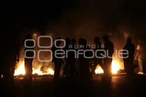 CIERRE AUTOPISTA . MANIFESTACIÓN