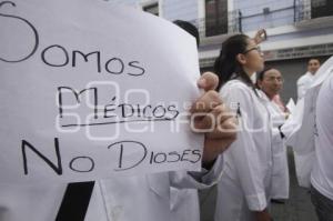 MARCHA DE MÉDICOS #YOSOYMEDICO17