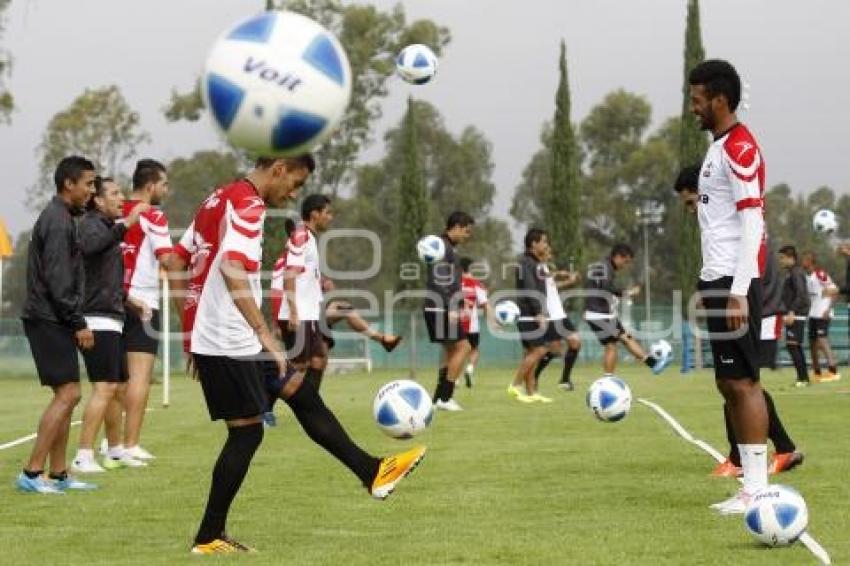 ENTRENAMIENTO LOBOS BUAP