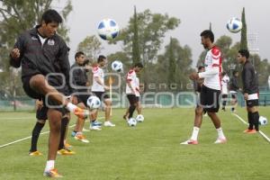 ENTRENAMIENTO LOBOS BUAP