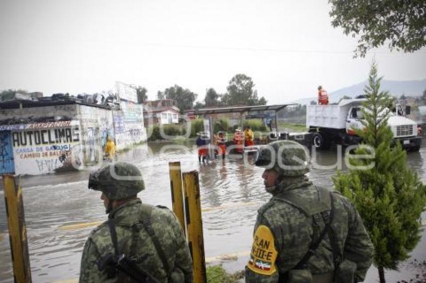 INUNDACIÓN . PUENTE NEGRO