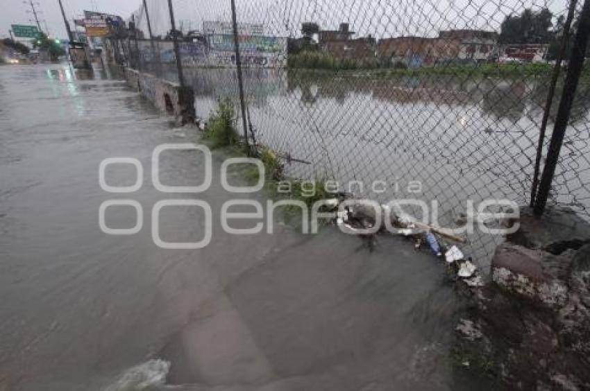 INUNDACIÓN . PUENTE NEGRO