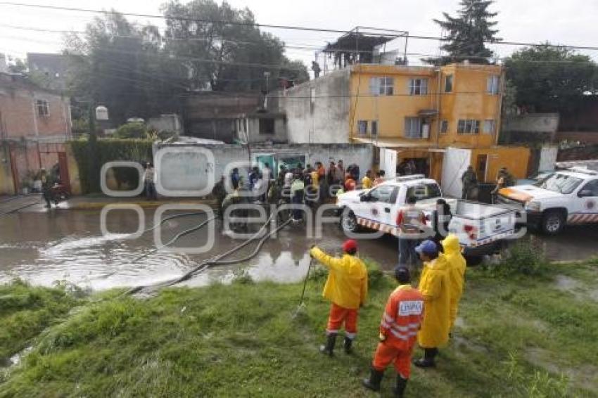 INUNDACIÓN . PUENTE NEGRO