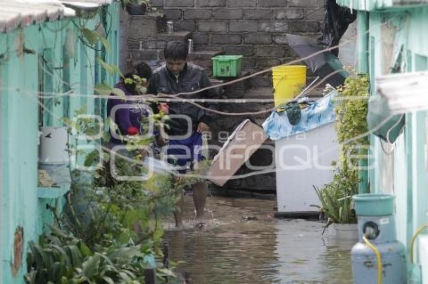 INUNDACIÓN . PUENTE NEGRO