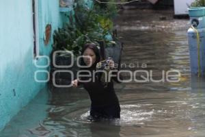 INUNDACIÓN . PUENTE NEGRO